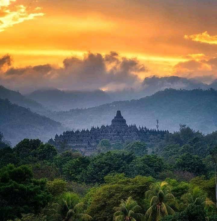 Borobudur Sunrise, Merapi Jeep Adventure & Prambanan Temple Tour