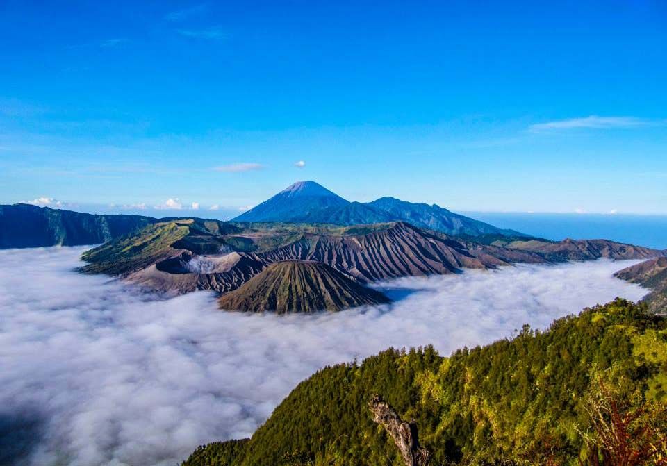 Yogyakarta Bromo Tumpak Sewu Ijen Volcano Tour